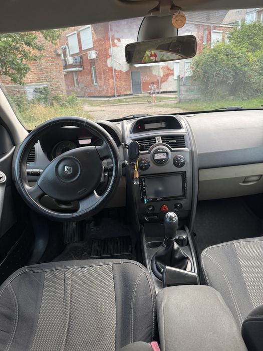 Продам Рено Меган 2