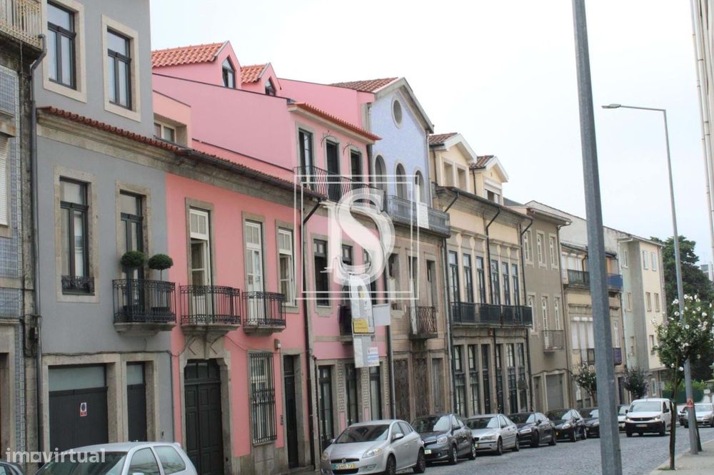 Apartamento T3 em Braga (São Vicente), em prédio reabilitado