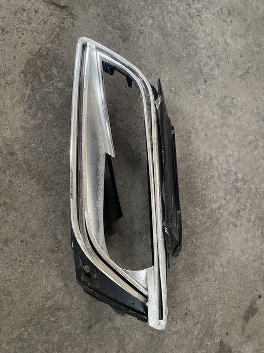 Фари биті ,блоки ксонон робочі,ауді Q5 15 р