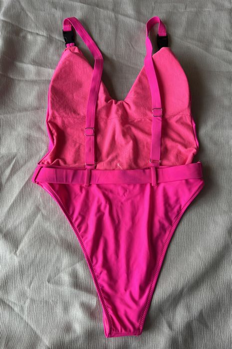 Купальник рожевий фуксія суцільний 46 48,цельный сдельный розовый слит