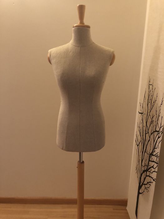 Manekin krawiecki drewno fabryka Żary rozmiar 38