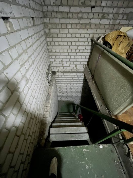 Продам гараж капитальный кирпичный двухэтажный с подвалом