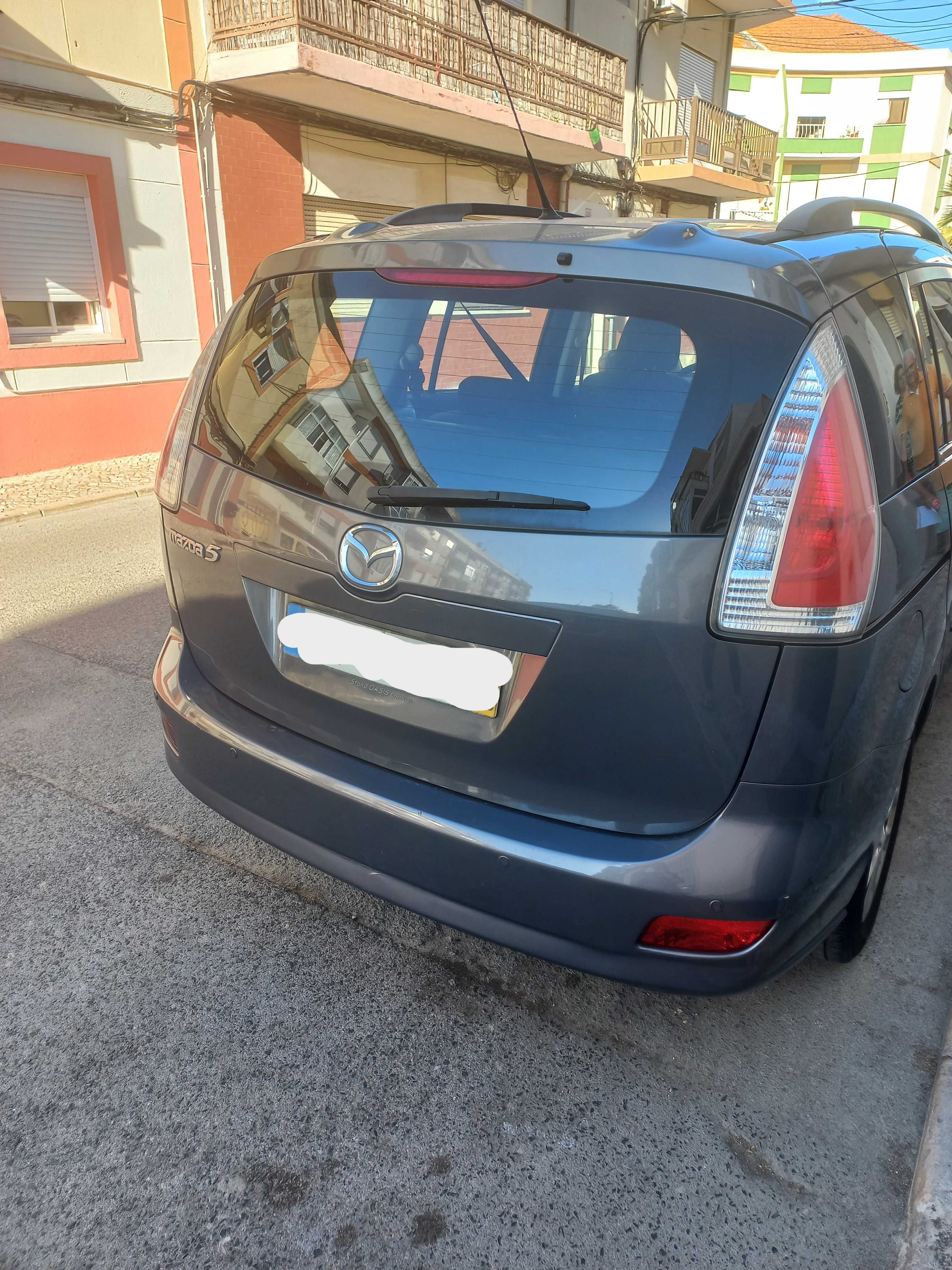 Carrinha de 7 lugares Mazda