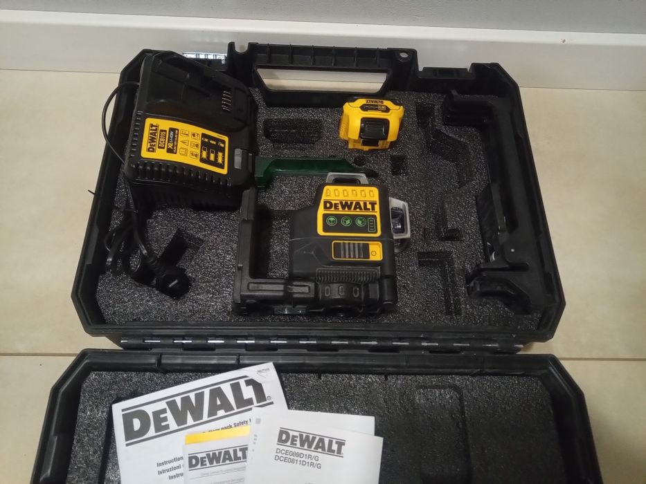 Laser DeWalt DCE 089G, 2025r ,zielony, zestaw