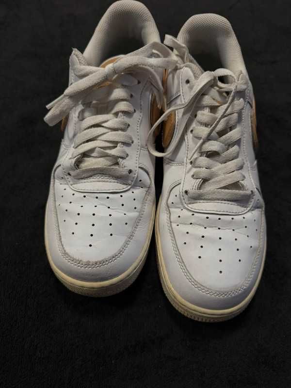 Nike Air Force 1 Low Removable Swoosh - Size 42.5