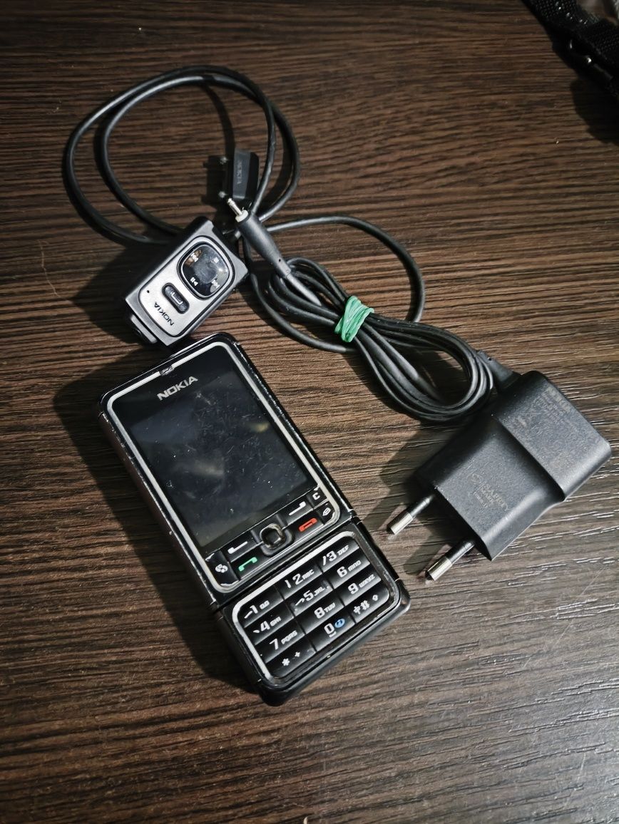 Nokia 3250, Nokia E72