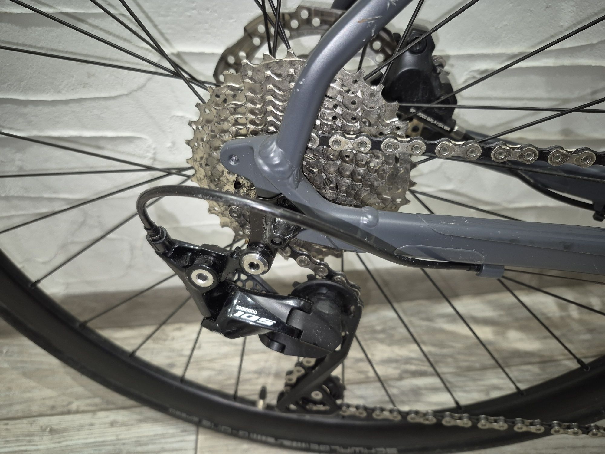Rower Canyon Roadlite 6 mid-step