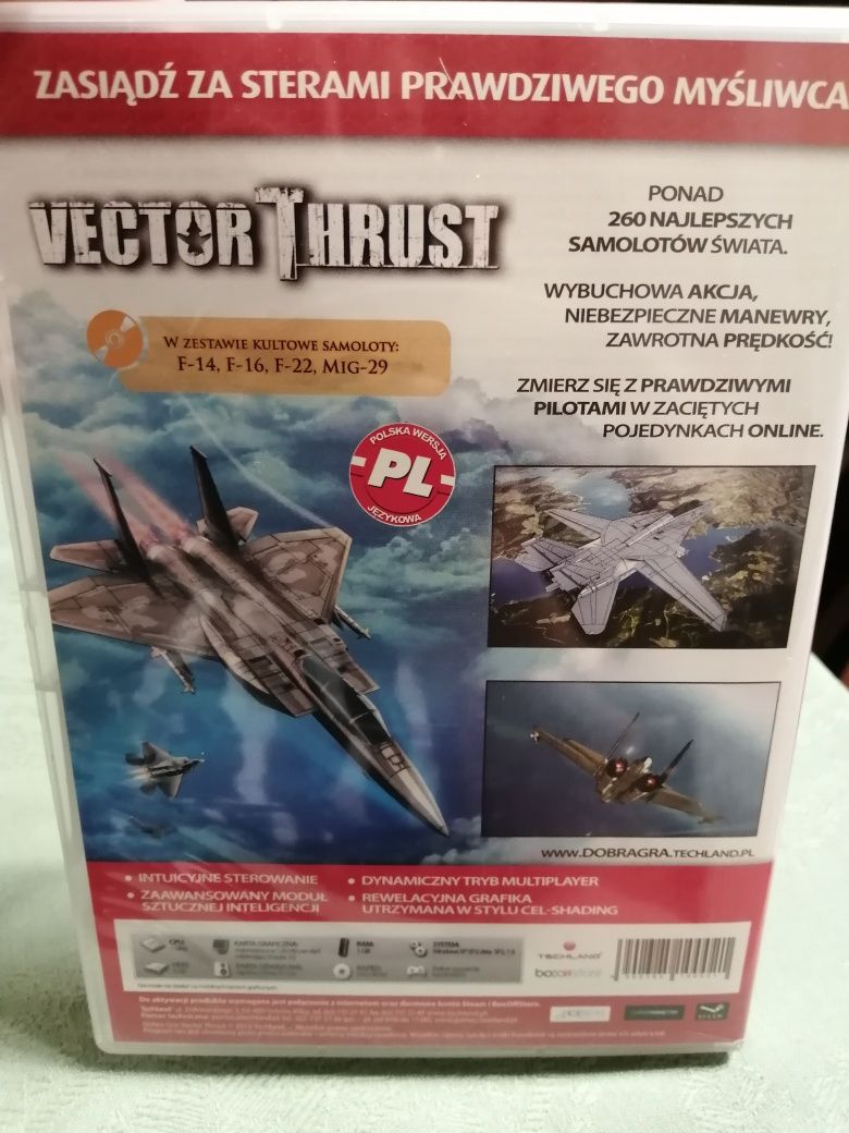 Gra Vector Thrust.