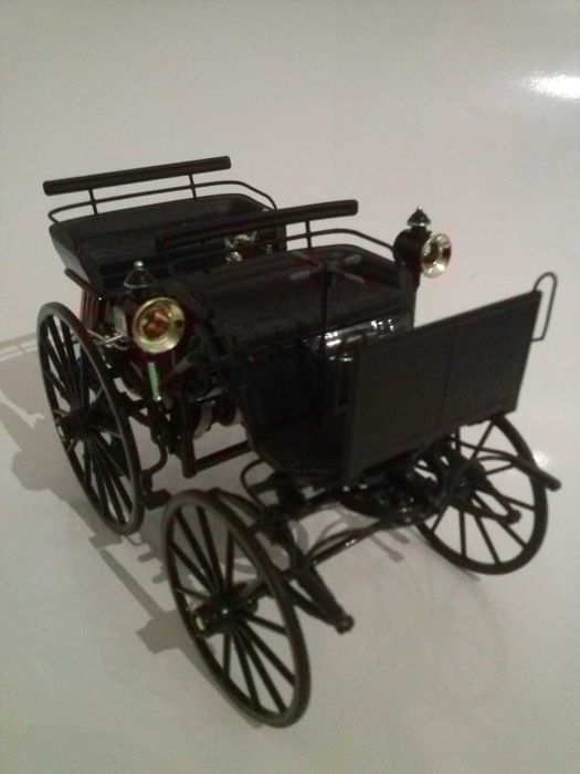 Miniatura de Carro da escala 1.18