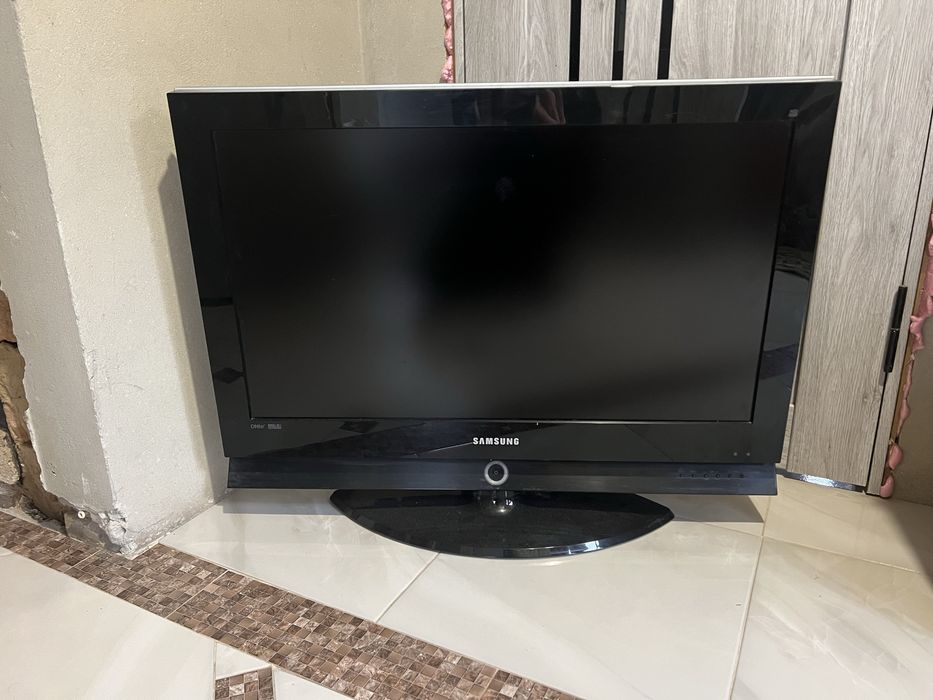Продам телевізор samsyng