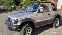 Mitsubichi Pajero Cabrio