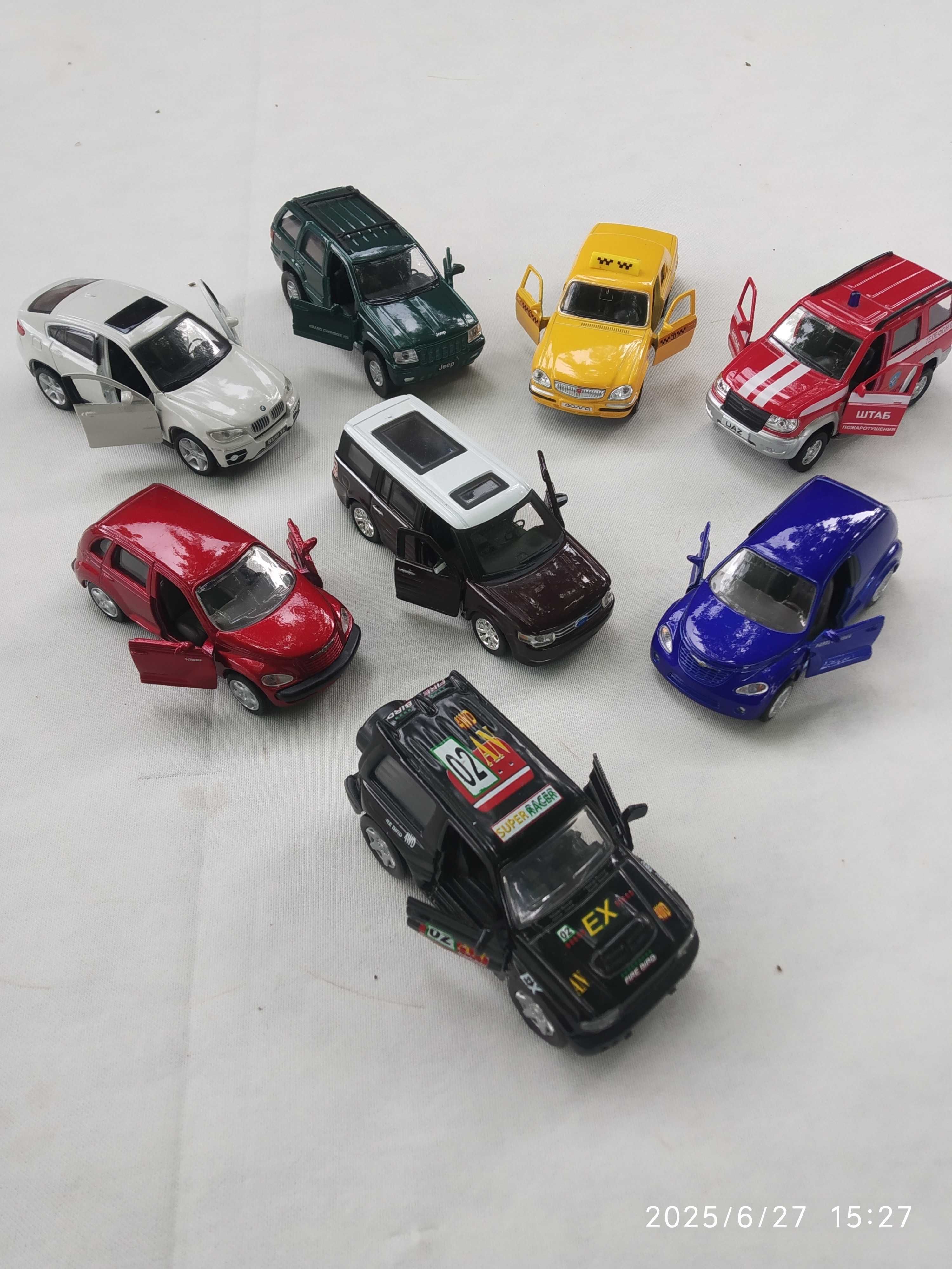 Продаю машинки АвтоЛегенды 1/43 и зарубежные модели масштаб 1:43