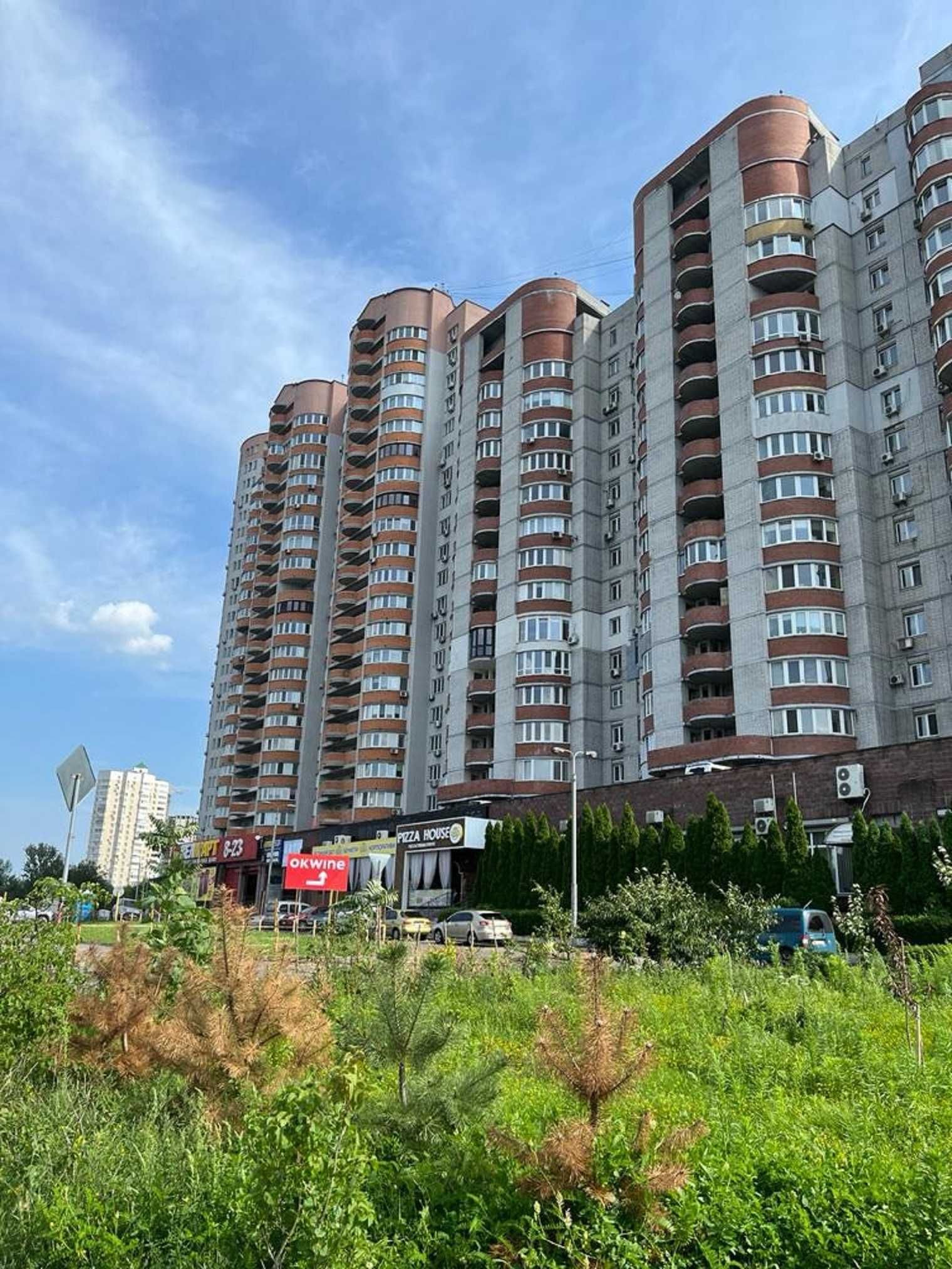 Продам 4-х.кім. 2-рівневу 166м2  Голосієво вул. Саперно-Слобідська,10