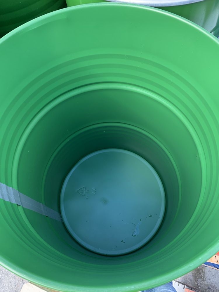 Bidons de 200 com tampo e arco