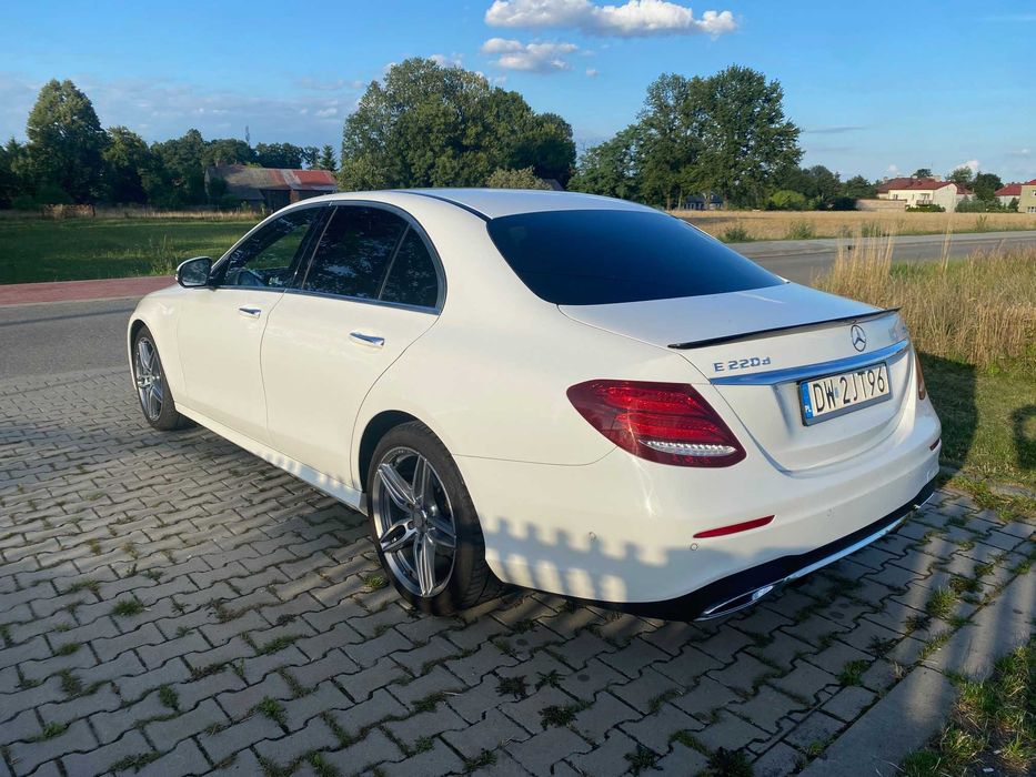 Mercedes E klasa w 213 pakiet AMG 4 matic