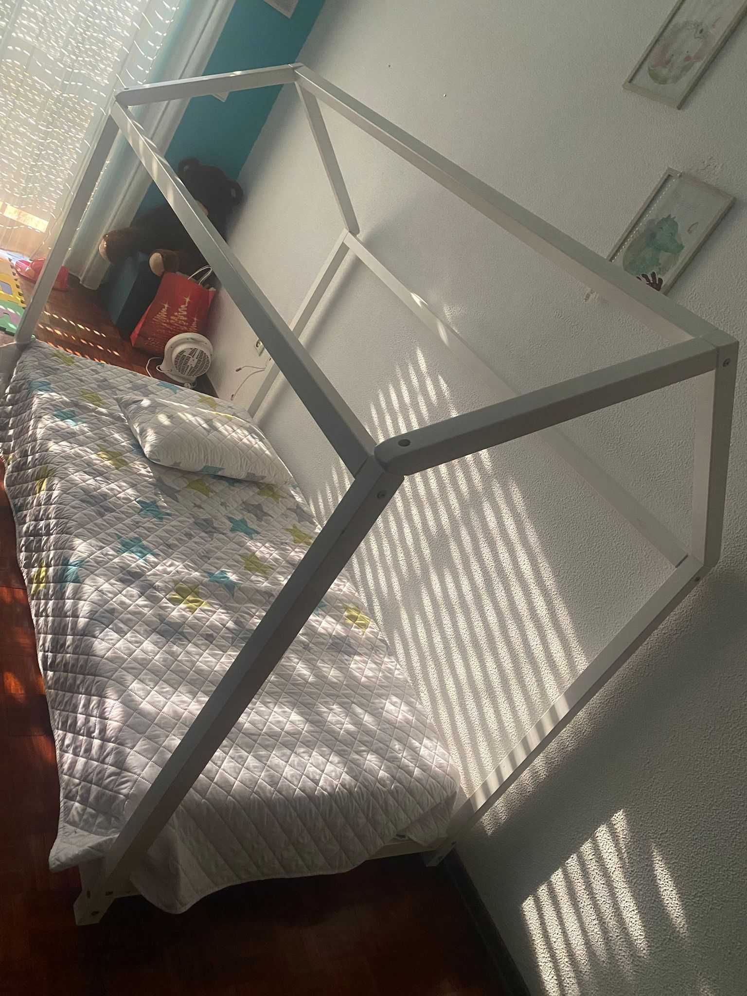 Cama de criança  com colchão