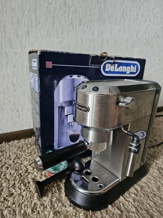 Кавоварка DELONGHI EC 685 M б/у