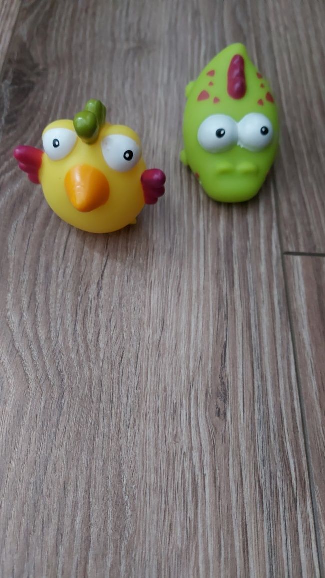 2 zabawki do kąpieli, kura i krokodyl