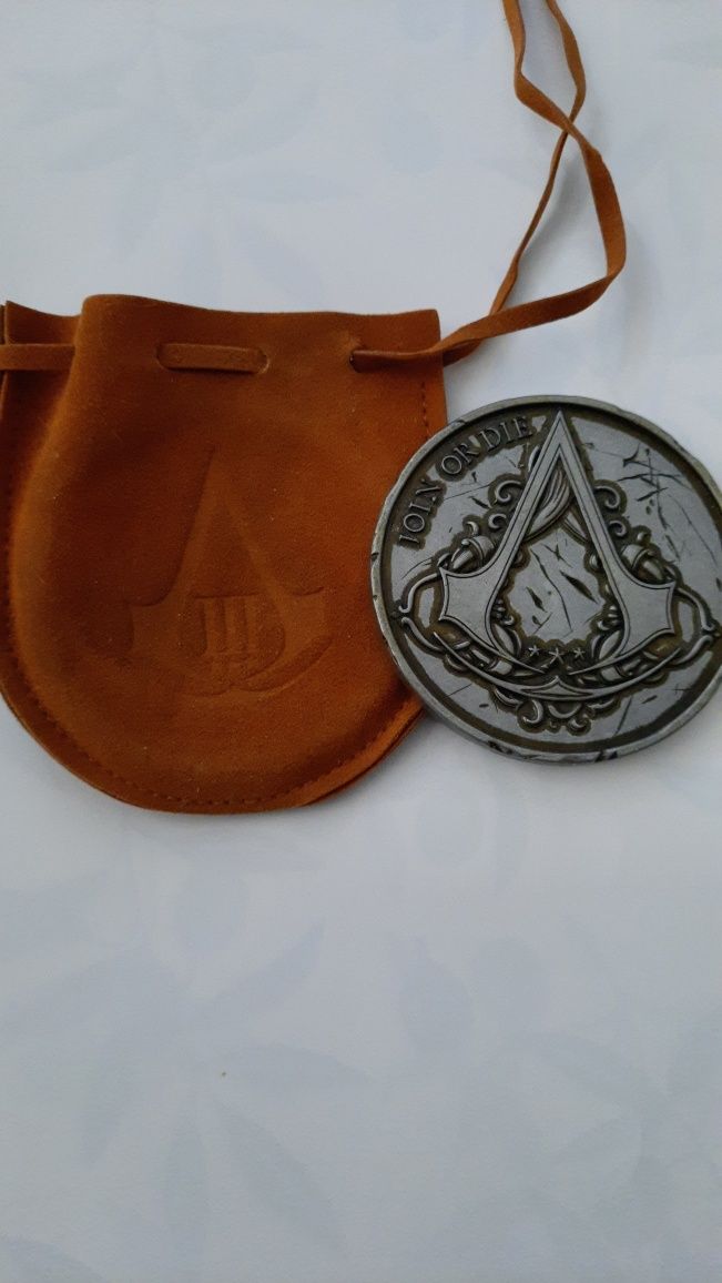 Medalion z kolekcjonerskiej edycji gry Assassin's Creed III (3) - Join
