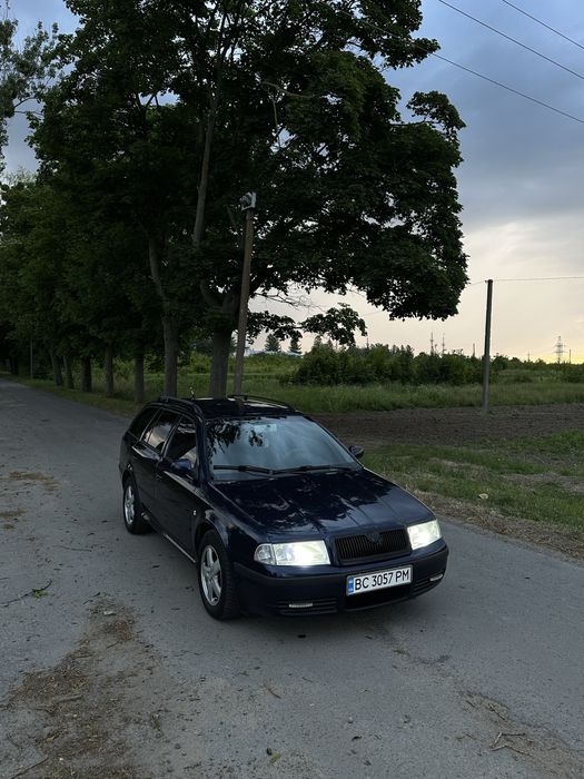 Шкода октавія тур 2001