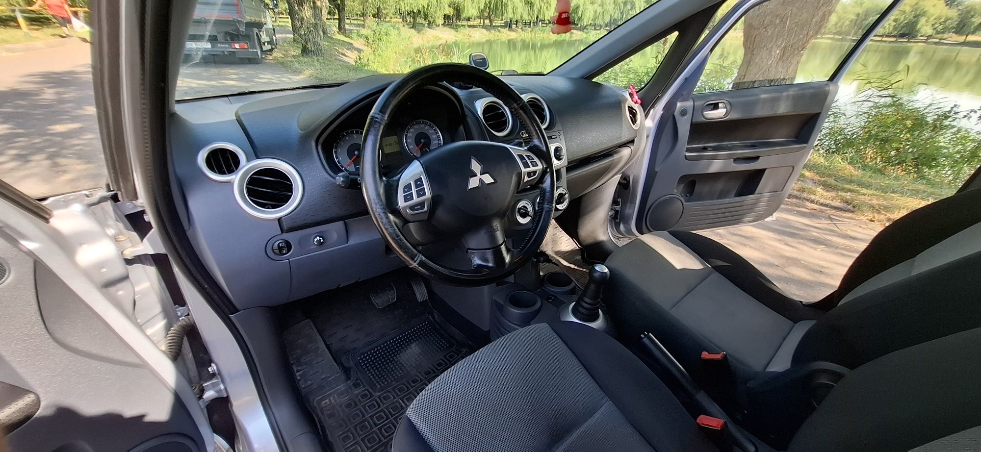 Продам авто Mitsubishi Colt