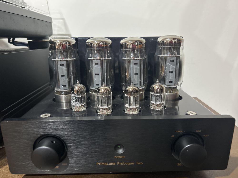 Primaluna Prologue Two com válvulas KT 120