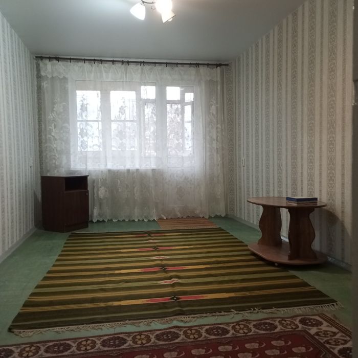 Продам 2 комнатную квартиру на Юбилейной