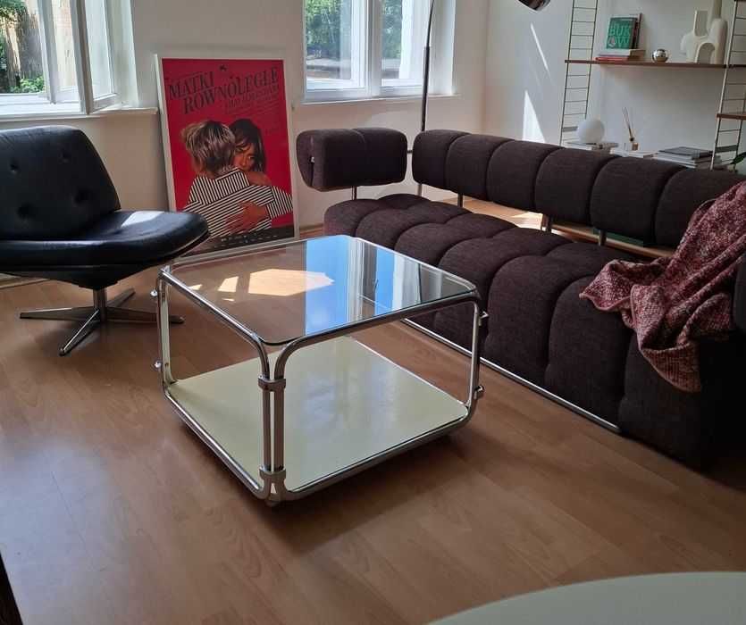 Chromowany stolik vintage na kółkach | Bauhaus | Space age | Lata 70