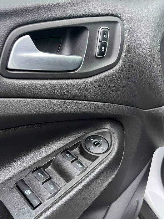 Ford Escape 2013 рік, AVTOMAT!