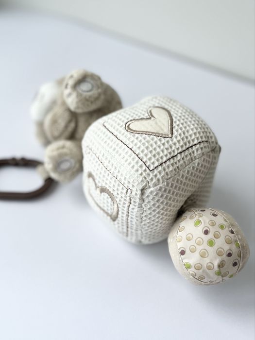 Інтерактивна музична іграшка для дитячого лідечка або візочка