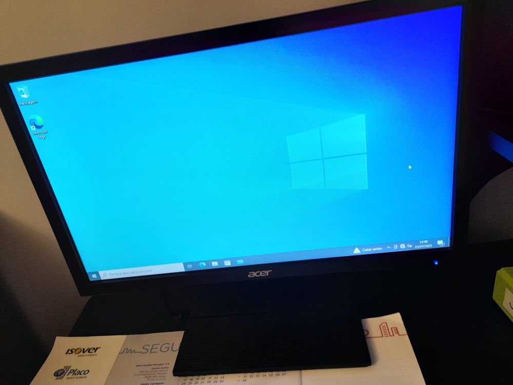 Vendo Desktop + Monitor + Teclado