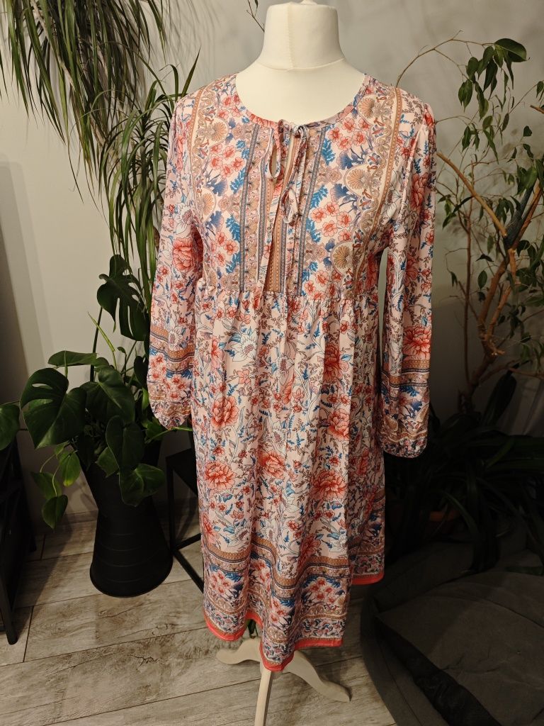 Sukienka w kwiaty elegancka weselna komunijna retro vintage ciążowa