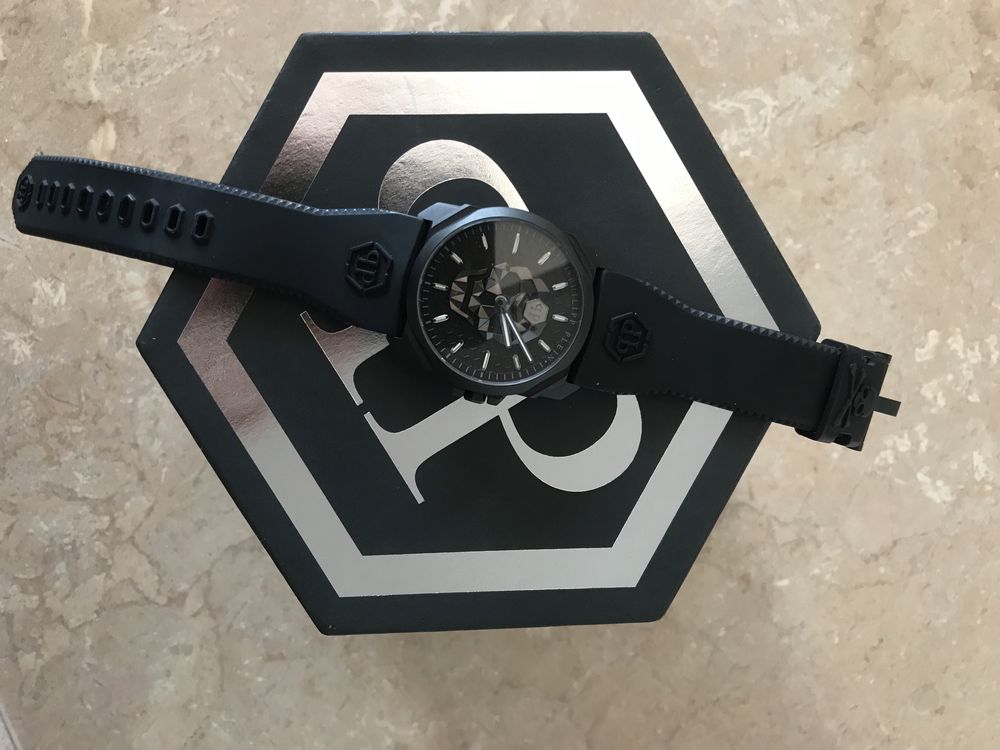 Часы Philipp Plein