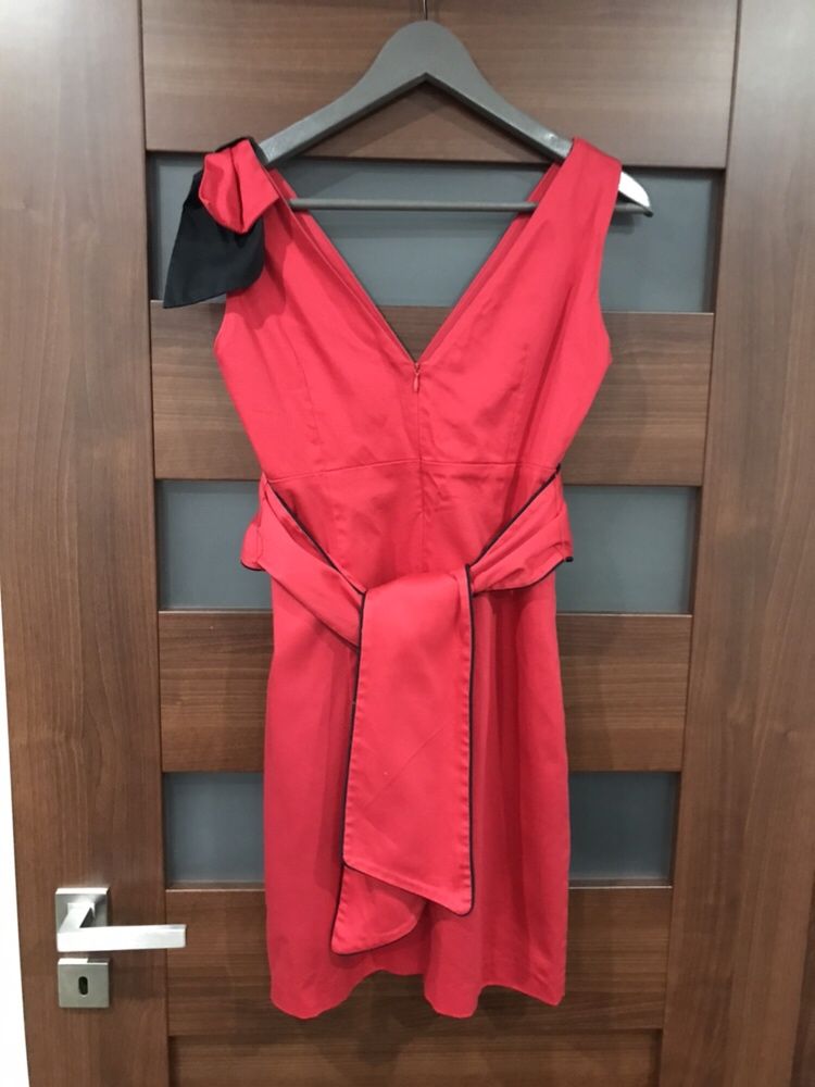Sukienka r. 38 czerwona DanHen