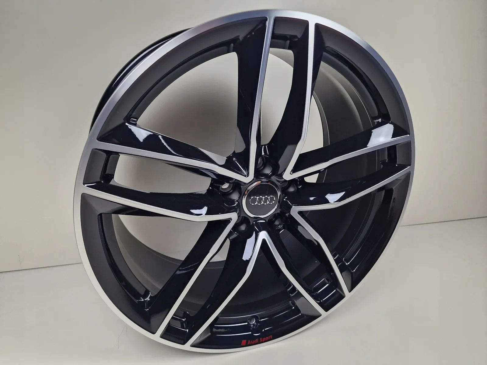 Oryginalne Felgi Audi 20 RS A4 A5 A6 A7 A8 Q3 Q5 Q7