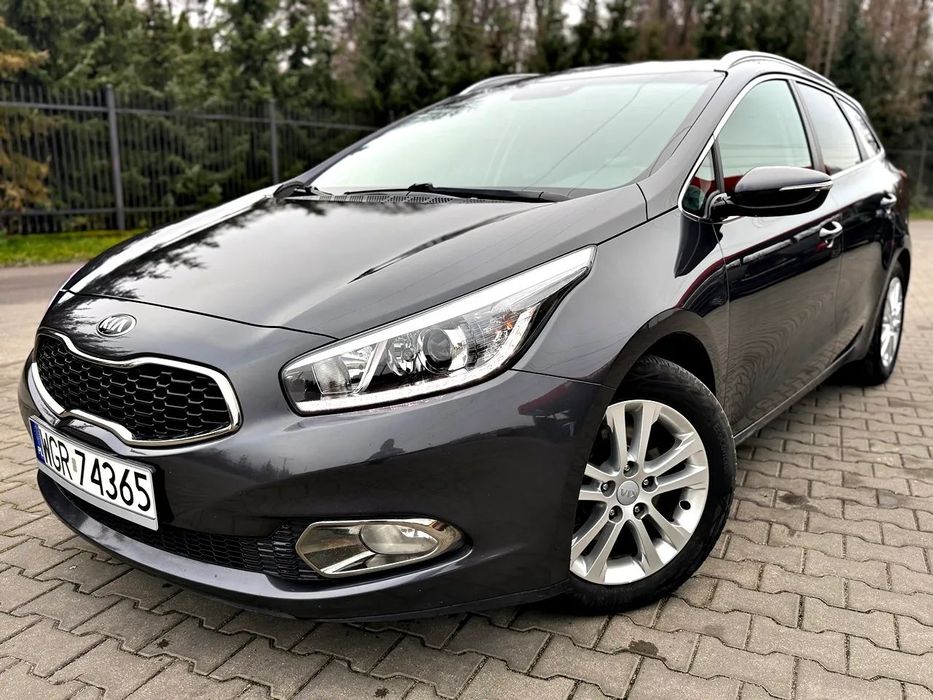 Kia Ceed kamera cofania światła led partronic zarejestrowana zobacz