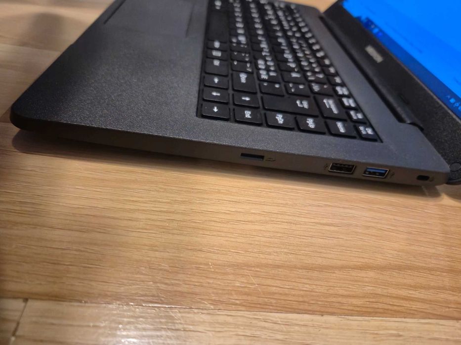 Nowy Laptop Medion E14409 i3 1005G1 4gb Ram 128gb SSD 14 Cal 2 lata GW