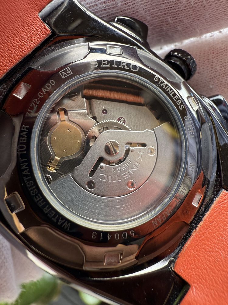 Seiko Sportura Kinetic Chronograph