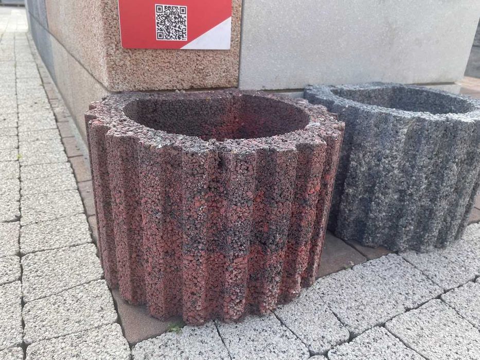 Gazon Półksiężyc donica kwiatowa betonowa kwietnik