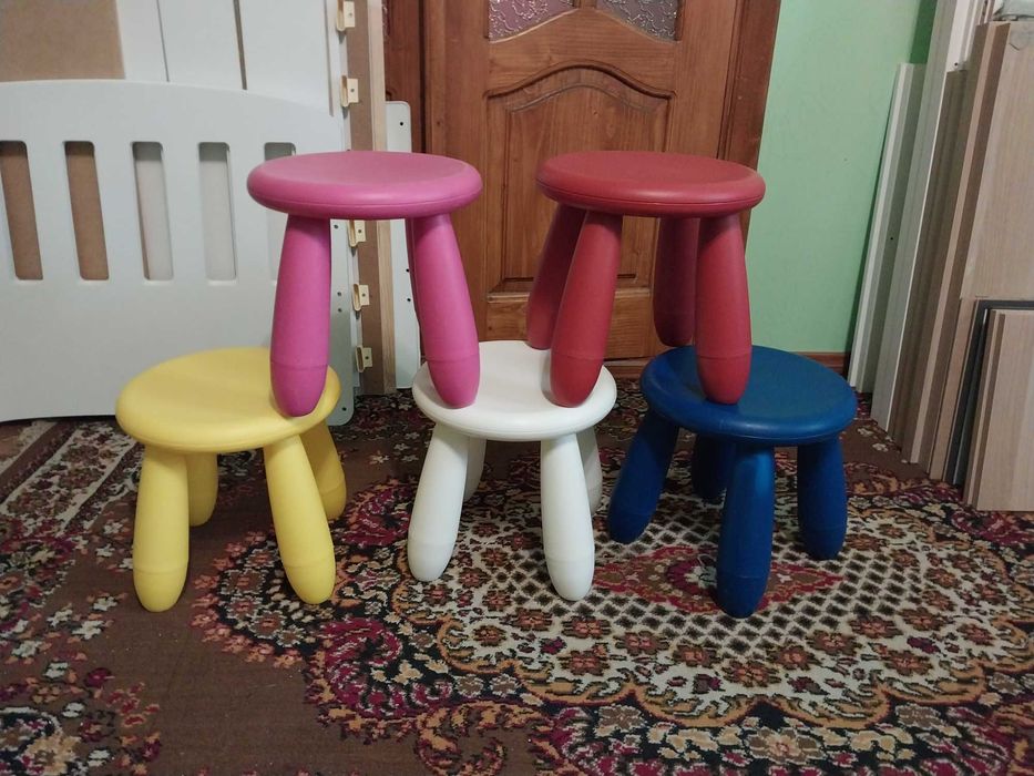 ІКЕА Дитячий табурет MAMMUT маммут