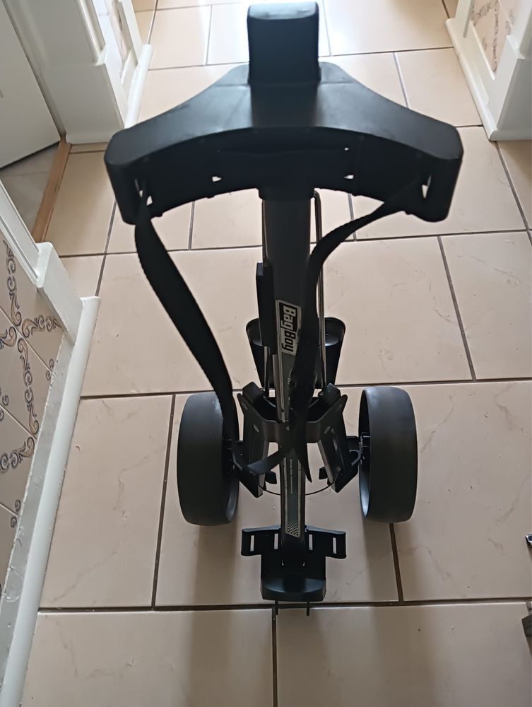 Set de ferros, drive, putter, saco e trolley