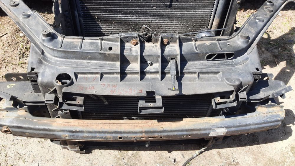 Ford Fiesta mk6 Fusion 1.4 tdci kompletny pas przedni