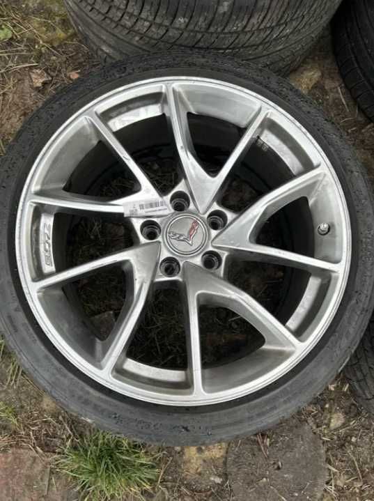 Corvette C7 Z06 komplet kół felgi koła 285/30/19 michelin 335/25/20