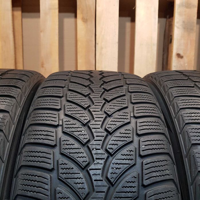 Bridgestone Blizzak LM-32 225/50/17 Шини Зимові (4шт) з Європи б/в Р17