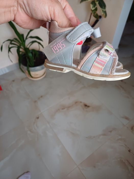 Босоніжки ,20 роз