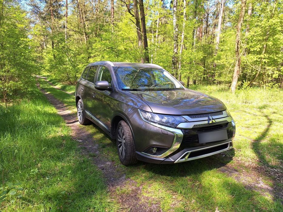 Mitsubishi Outlander Mitsubishi Outlander 3 - MY20, INTENSE PLUS CVT 4WD, 7 osobowy