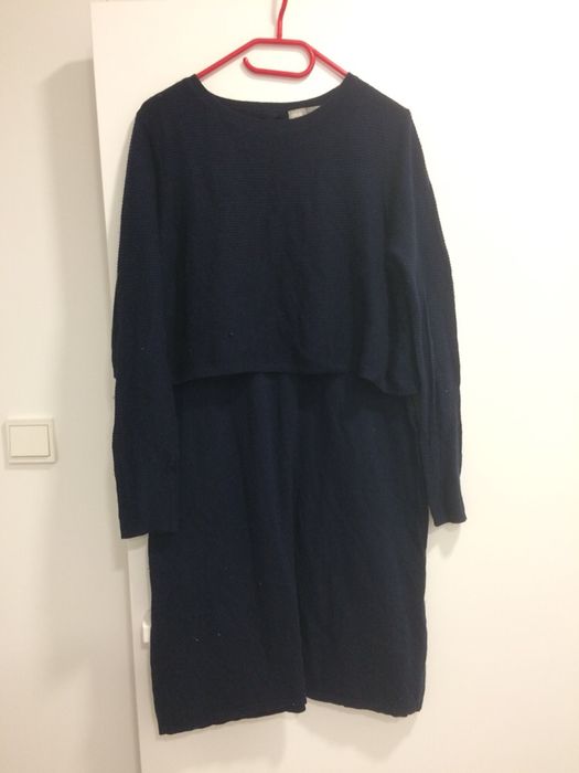 Sukienka prosta z pelerynką asosa