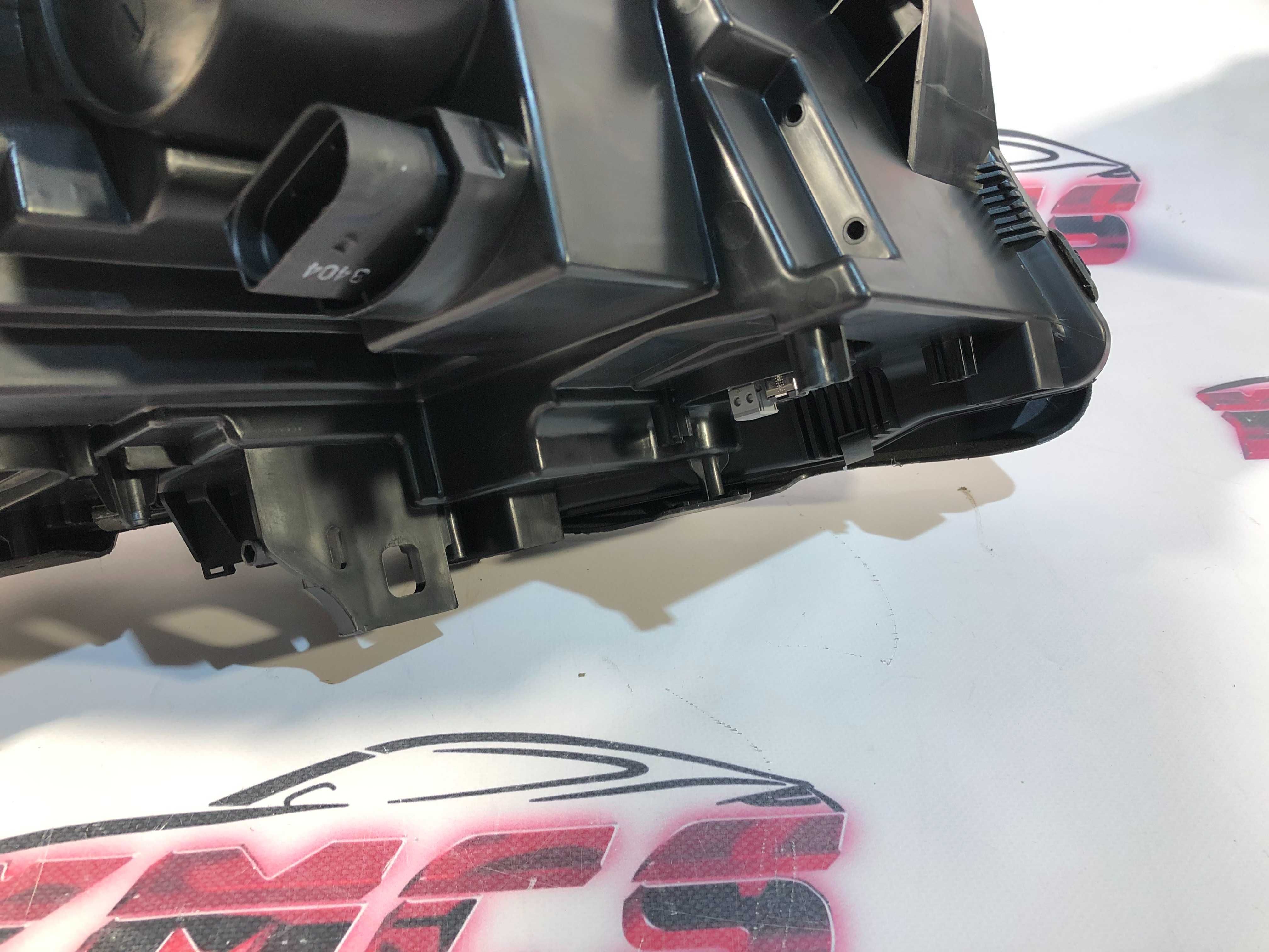 Farol Frente Otica MERCEDES GLA X156 BIXENON ESQUERDO ORIGINAL