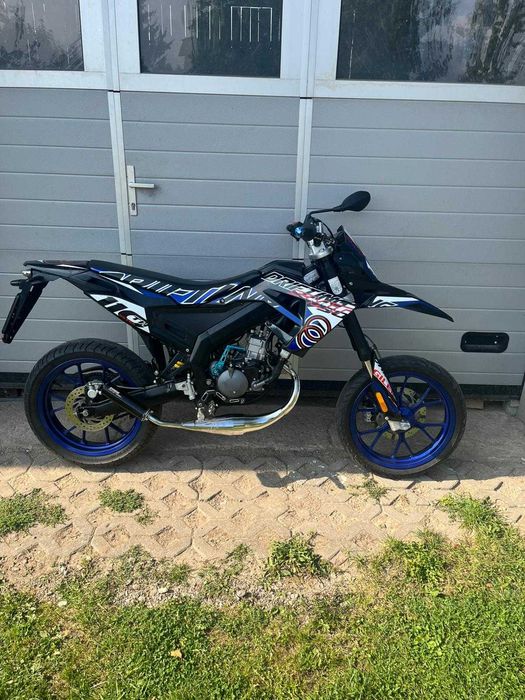 Gilera SMT 50 Derbi  Drifting Supermoto