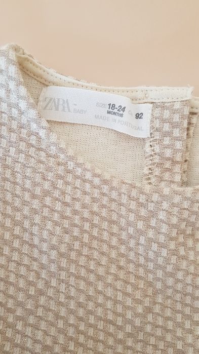 Vestido tamanho 18-24 meses